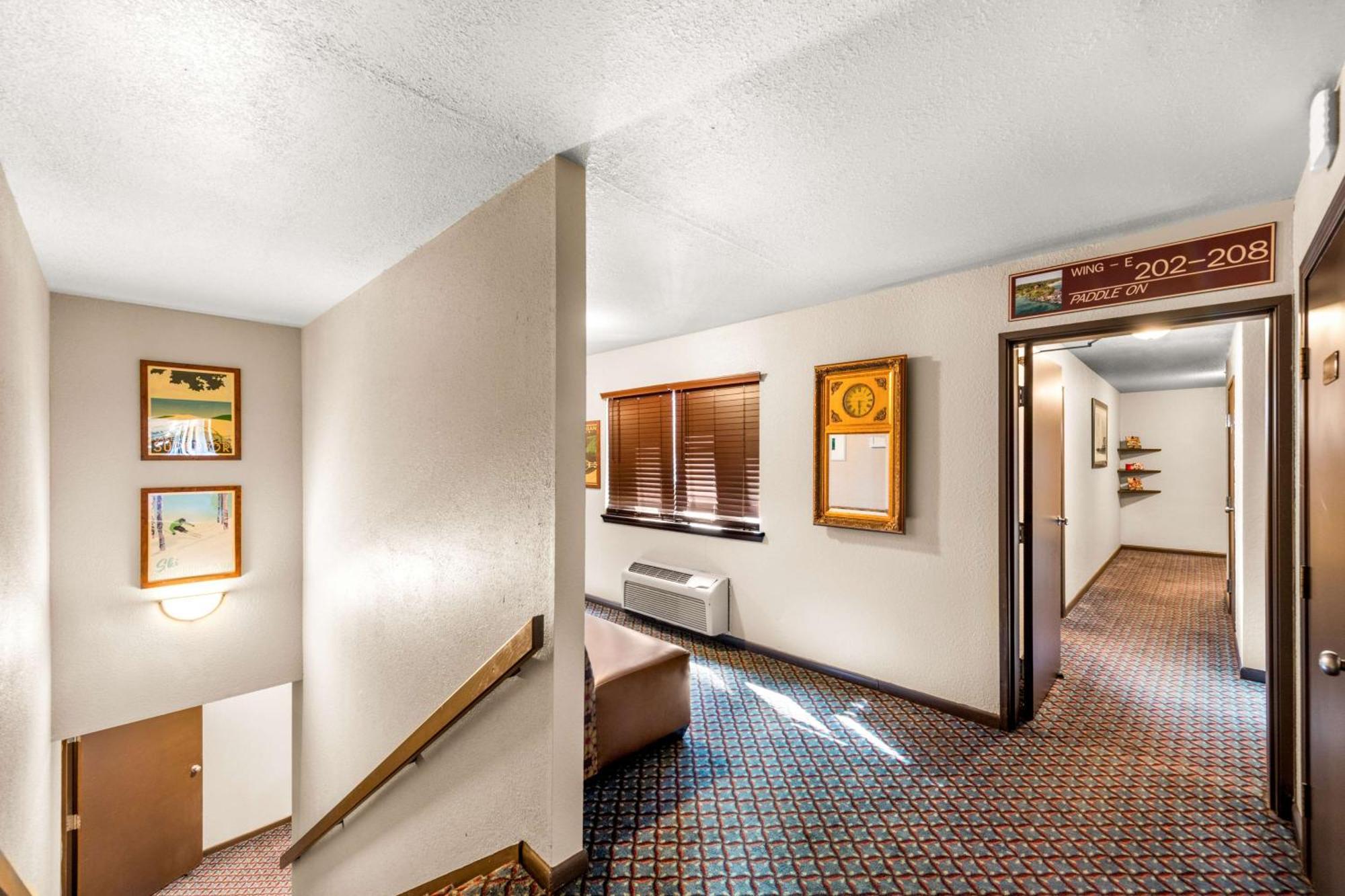 Americas Best Value Inn Marquette Luaran gambar