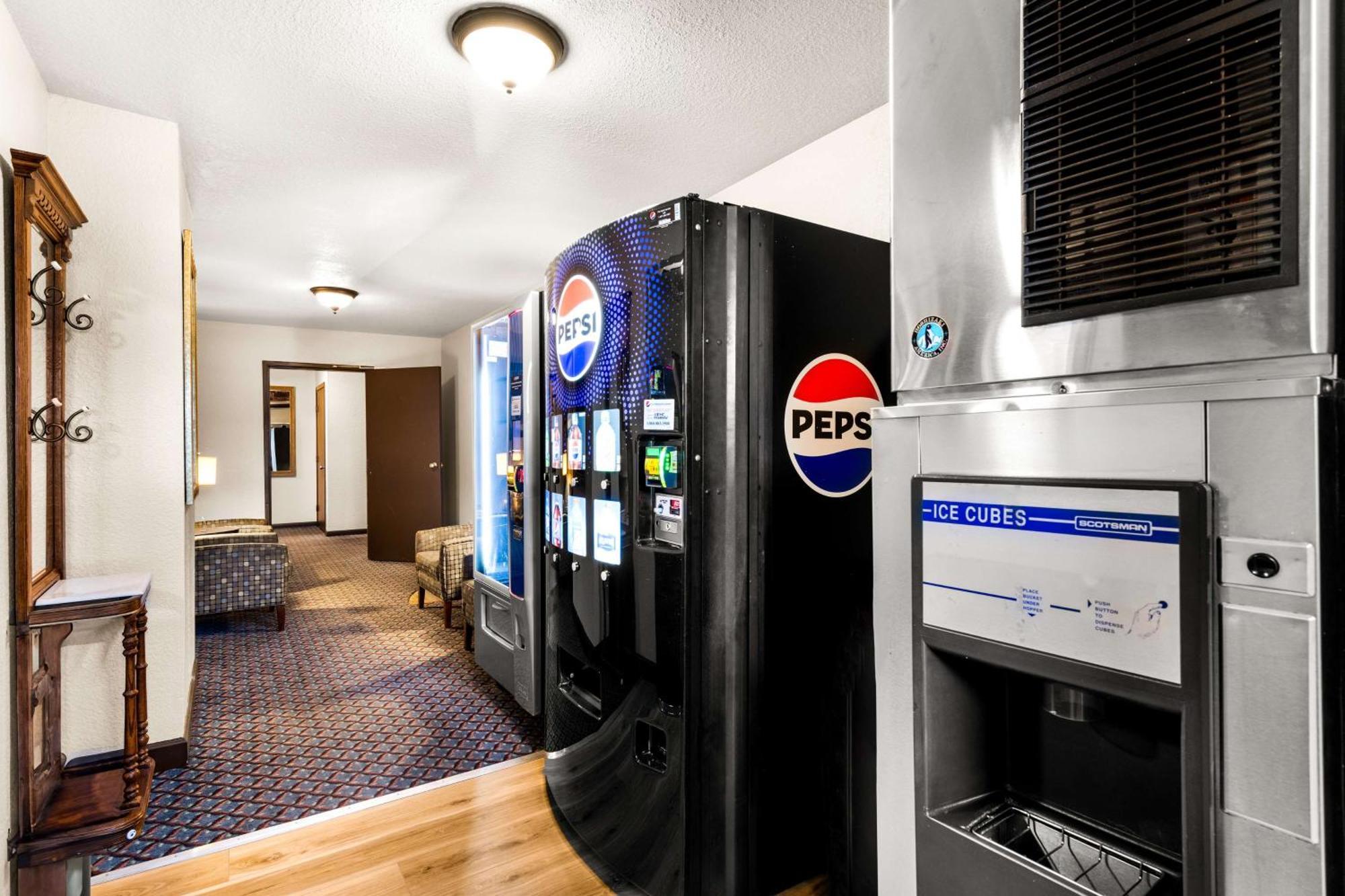 Americas Best Value Inn Marquette Luaran gambar