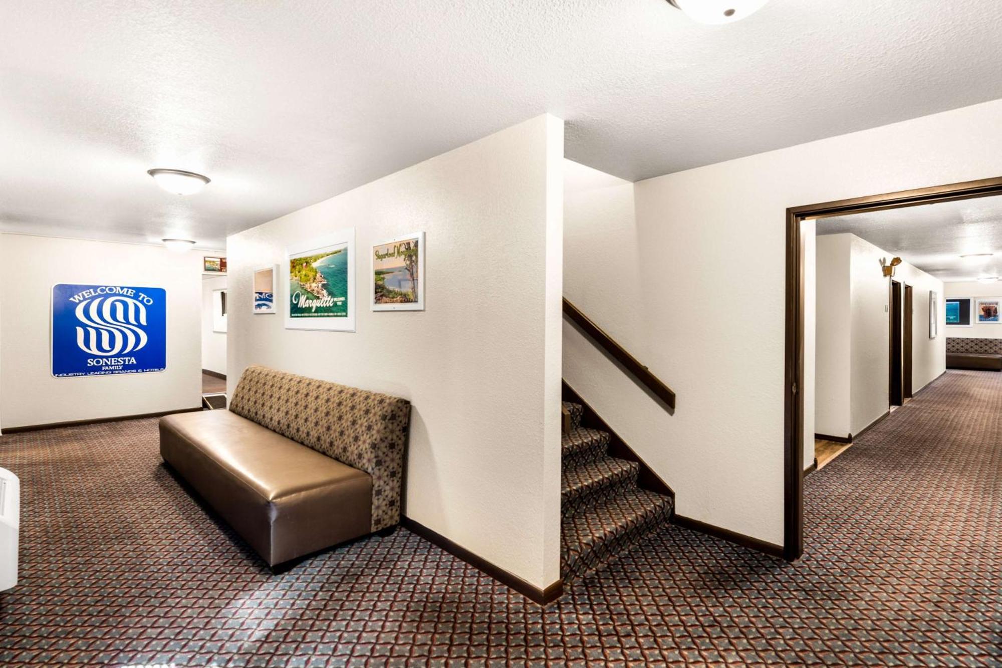 Americas Best Value Inn Marquette Luaran gambar