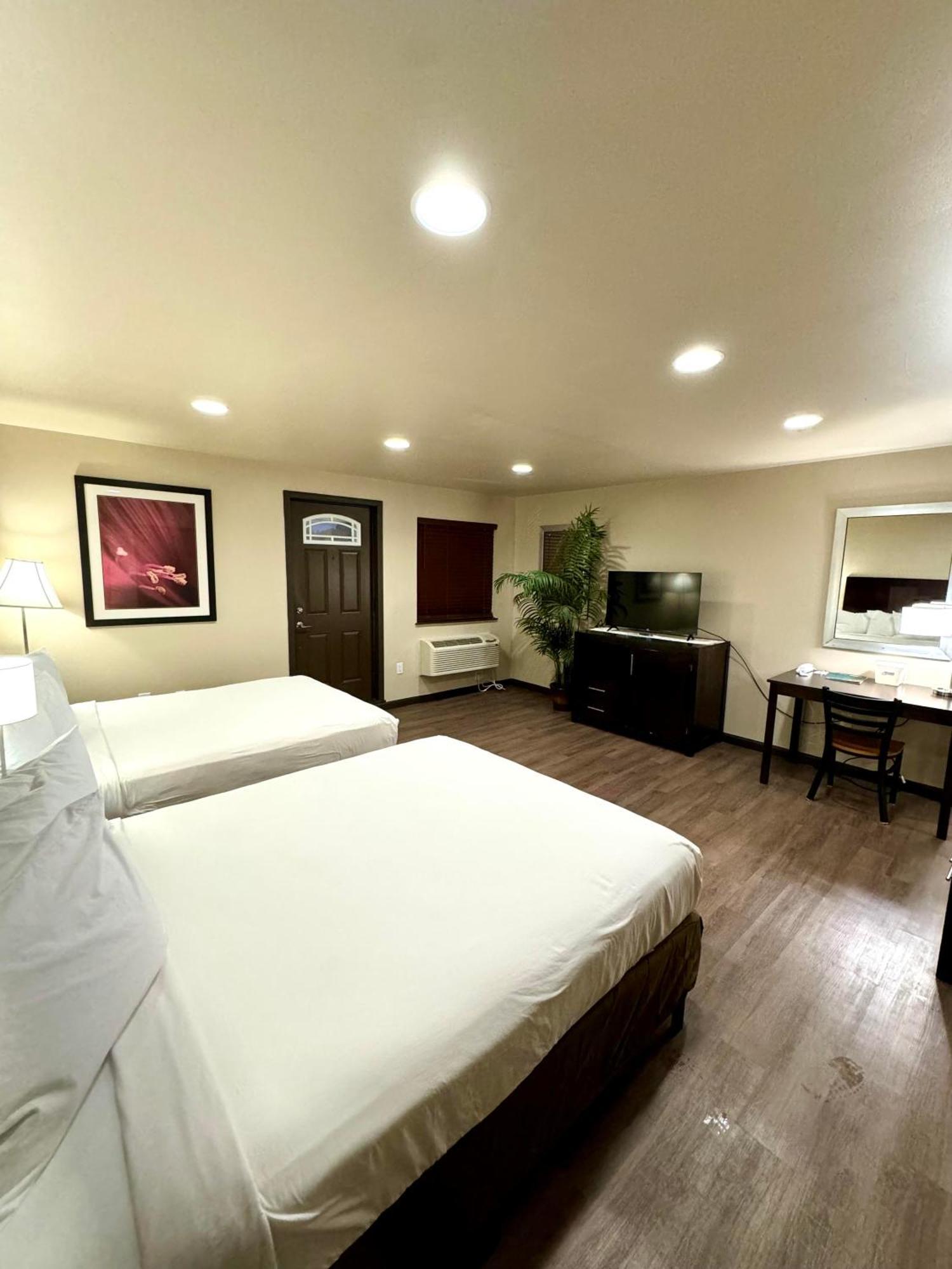 Americas Best Value Inn Marquette Luaran gambar
